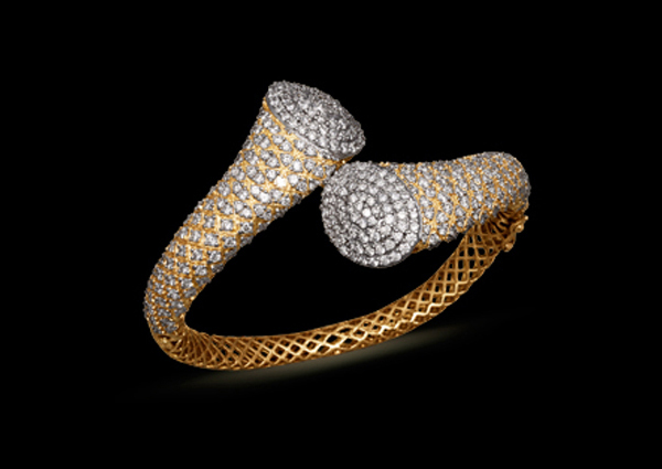 Bracelets 18