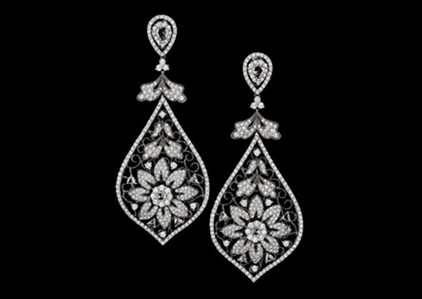 Earrings 11